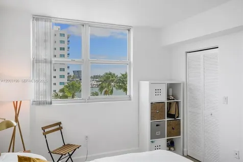 7501 E Treasure Drive North Bay Village FL 33141