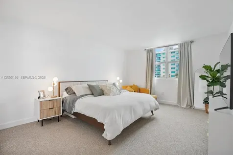 7501 E Treasure Drive North Bay Village FL 33141