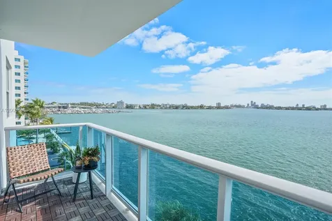 7501 E Treasure Drive North Bay Village FL 33141