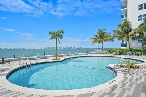 7501 E Treasure Drive North Bay Village FL 33141
