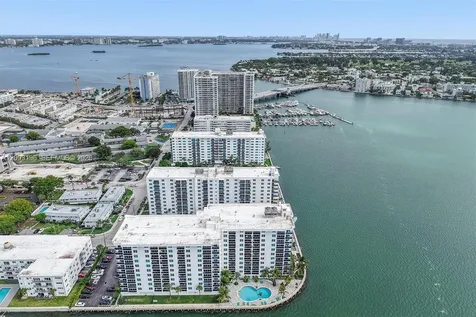 7501 E Treasure Drive North Bay Village FL 33141