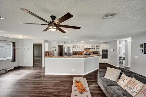 19387 NW 13th Street Pembroke Pines FL 33029