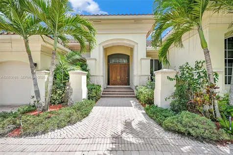 10430 Kestrel Street Plantation FL 33324