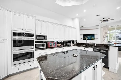 10430 Kestrel Street Plantation FL 33324