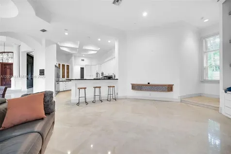 10430 Kestrel Street Plantation FL 33324