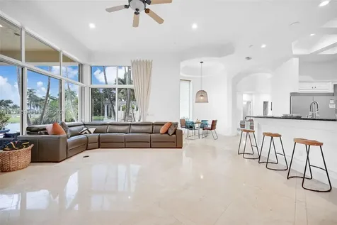 10430 Kestrel Street Plantation FL 33324