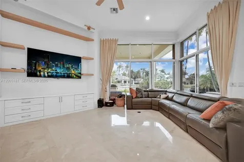 10430 Kestrel Street Plantation FL 33324