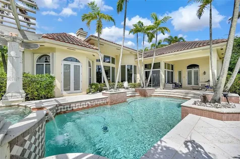 10430 Kestrel Street Plantation FL 33324