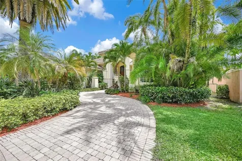10430 Kestrel Street Plantation FL 33324