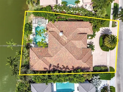10430 Kestrel Street Plantation FL 33324