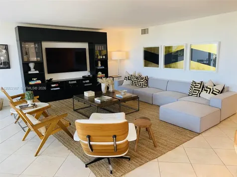 881 Ocean Drive Key Biscayne FL 33149