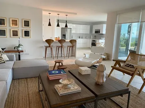 881 Ocean Drive Key Biscayne FL 33149