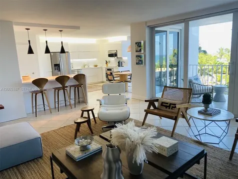 881 Ocean Drive Key Biscayne FL 33149