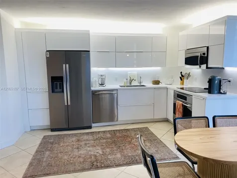 881 Ocean Drive Key Biscayne FL 33149