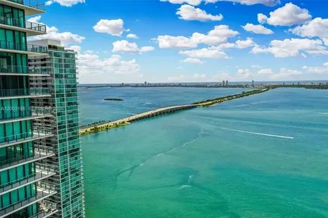 650 NE 32nd Street Miami FL 33137
