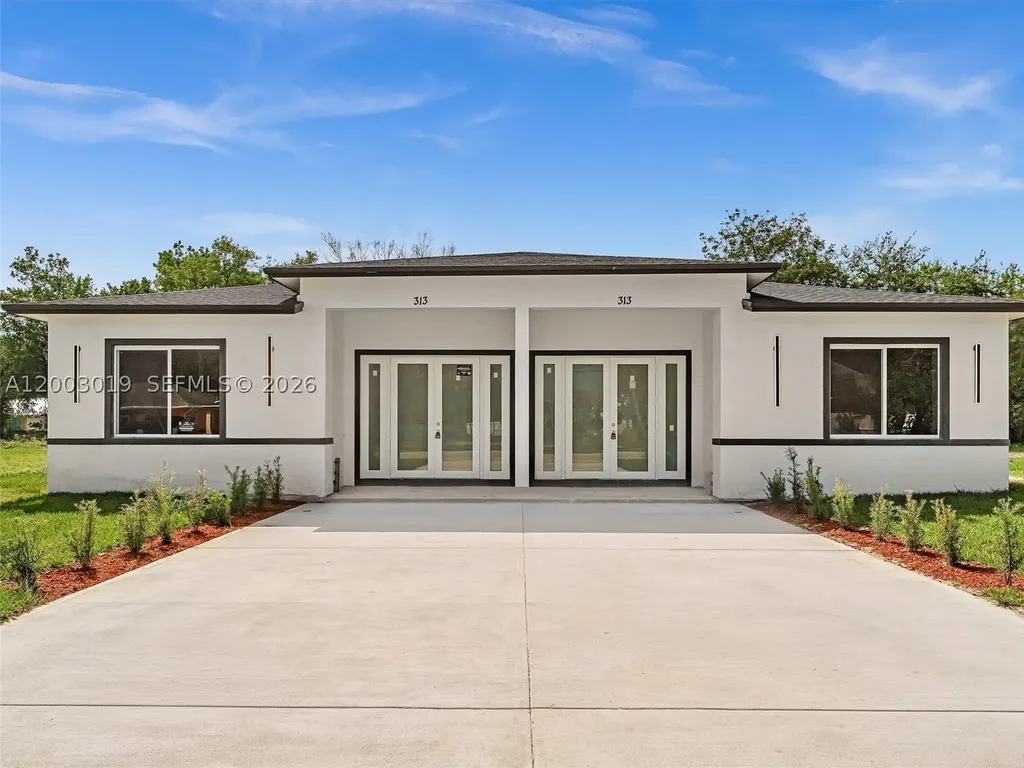 313 S 13th Street Fort Pierce FL 34950