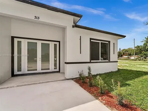 313 13th S Street Fort Pierce FL 34950