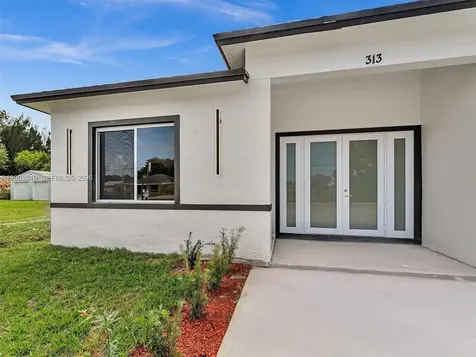 313 13th S Street Fort Pierce FL 34950
