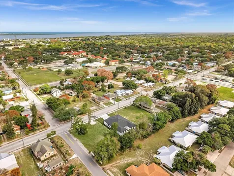 313 13th S Street Fort Pierce FL 34950
