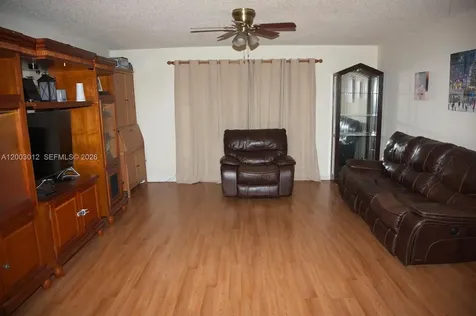 9955 NW 10th Street Pembroke Pines FL 33024