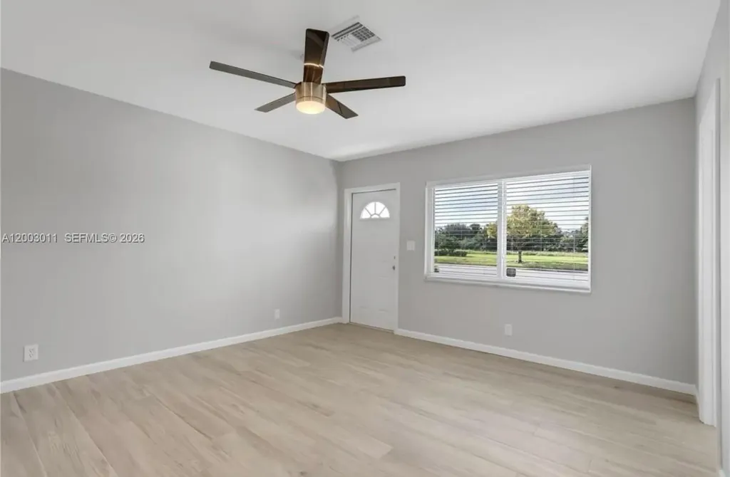 2550 N Dixie Highway Boca Raton FL 33431