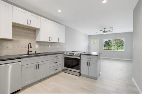 2550 N Dixie Highway Boca Raton FL 33431