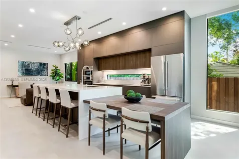 2916 Jackson Avenue Coconut Grove FL 33133