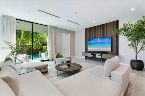 2916 Jackson Avenue Coconut Grove FL 33133