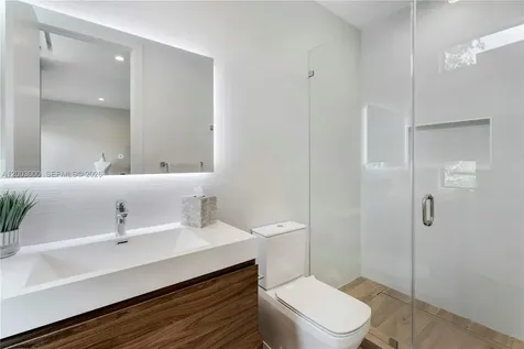 2916 Jackson Avenue Coconut Grove FL 33133