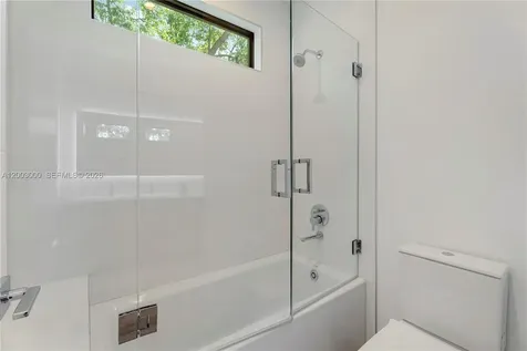 2916 Jackson Avenue Coconut Grove FL 33133