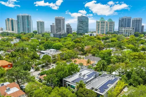 2916 Jackson Avenue Coconut Grove FL 33133