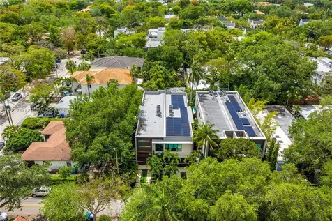 2916 Jackson Avenue Coconut Grove FL 33133