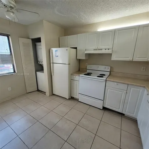 7941 Southgate Boulevard North Lauderdale FL 33068