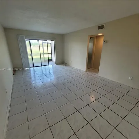 7941 Southgate Boulevard North Lauderdale FL 33068