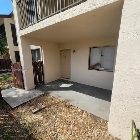 7941 Southgate Boulevard North Lauderdale FL 33068