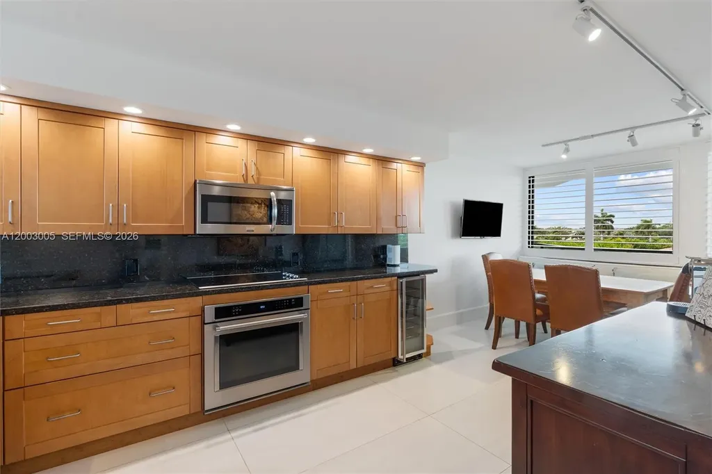 1800 S Ocean Drive Fort Lauderdale FL 33316