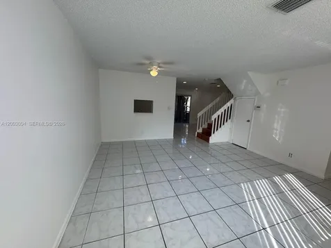 1419 Sussex Drive North Lauderdale FL 33068