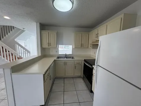 1419 Sussex Drive North Lauderdale FL 33068