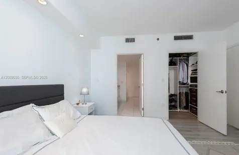 55 SE 6th Street Miami FL 33131