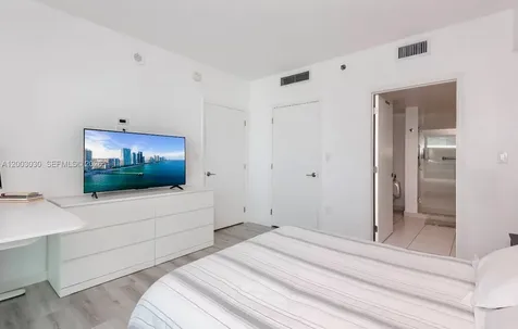 55 SE 6th Street Miami FL 33131