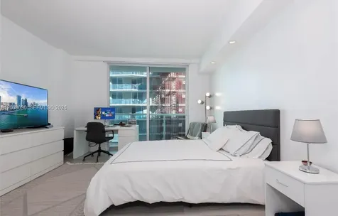 55 SE 6th Street Miami FL 33131