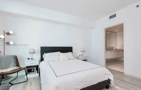 55 SE 6th Street Miami FL 33131