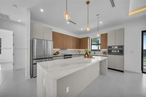 1055 Embers Parkway W Cape Coral FL 33993
