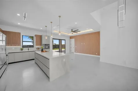 1055 Embers Parkway W Cape Coral FL 33993