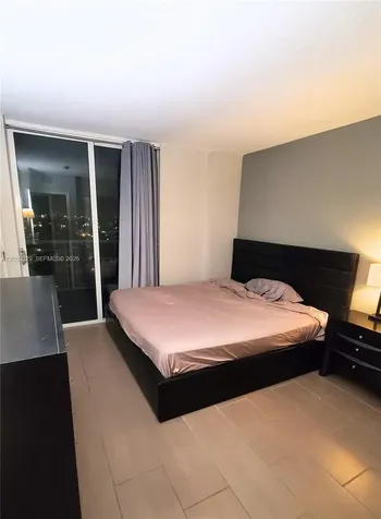 Miami FL 33130