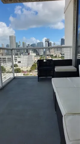 Miami FL 33130