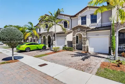 11469 SW 252nd Terrace Homestead FL 33032