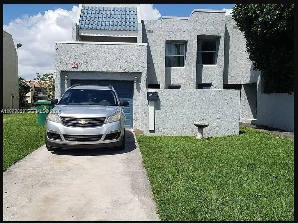 1815 NW 56th Terrace Lauderhill FL 33313