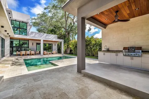 824 NE 111th Street Biscayne Park FL 33161