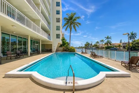 9500 W Bay Harbor Drive Bay Harbor Islands FL 33154